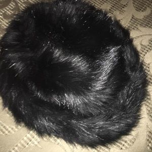 NWT Faux Fur Winter Hat Dillard’s
